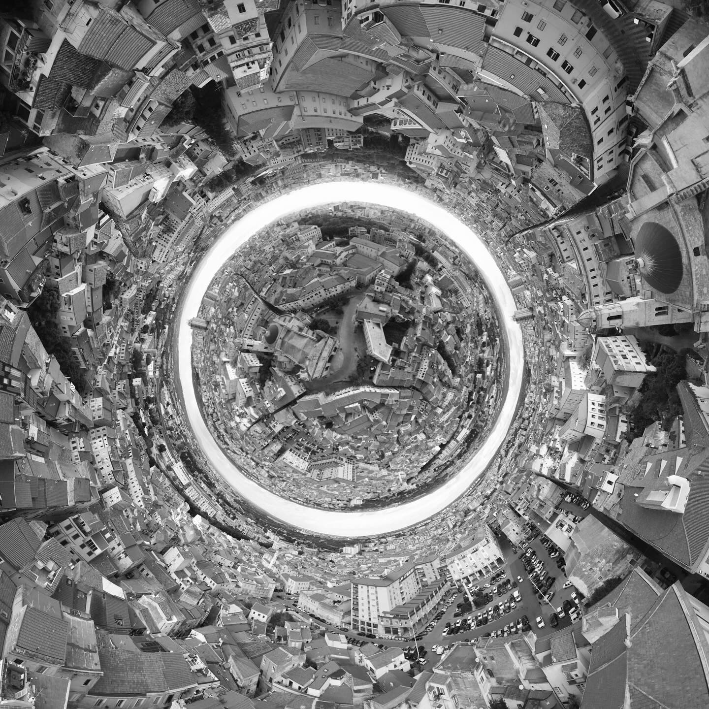 Architettura sacra · tiny planet